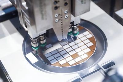 十家車企上半年財(cái)報(bào)透視 利潤王者與研發(fā)之星的較量